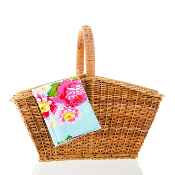 Picnic basket — Stock Photo, Image