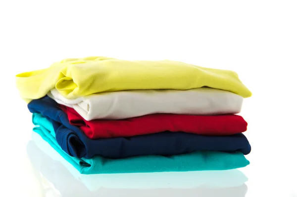 Renkli gömlek — Stok fotoğraf