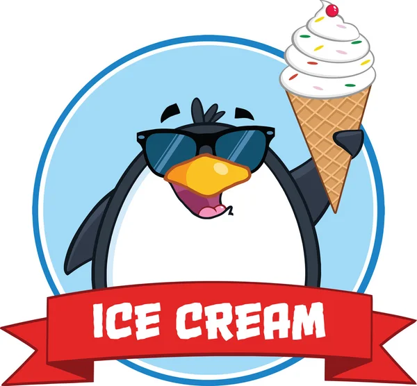 Улыбающийся пингвин в солнцезащитных очках и плакате с мороженым и текстом — стоковое фото