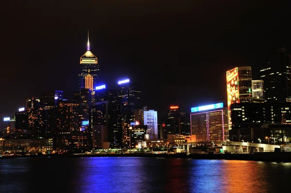 Victoria Harbor de noche — Foto de Stock