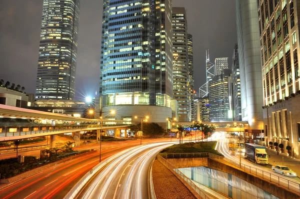 Noche dinámica de ciudad — Foto de Stock