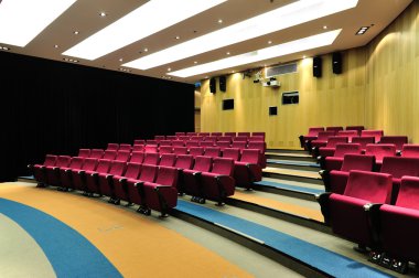 boş ders theater