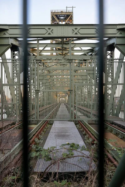 荷兰港口城市鹿特丹的标志性历史建筑De Hef Koningshavenbrug Bridge Hef Koningshavenbrug Bridge 可能被拆除 供杰夫 贝佐斯 — 图库照片