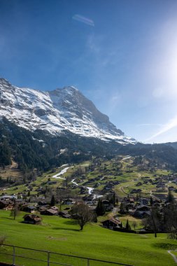 Grindelwald - dağ manzaralı güzel köy - İsviçre