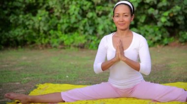doğada açık yoga meditasyon egzersiz