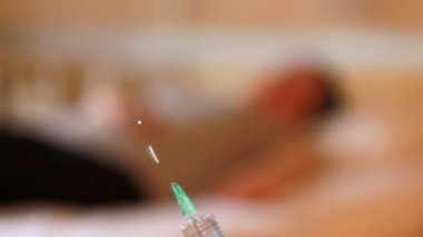 iğne ve döşeme hasta