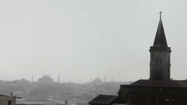 Istanbul historical peninsula church snow winter — Stock Video