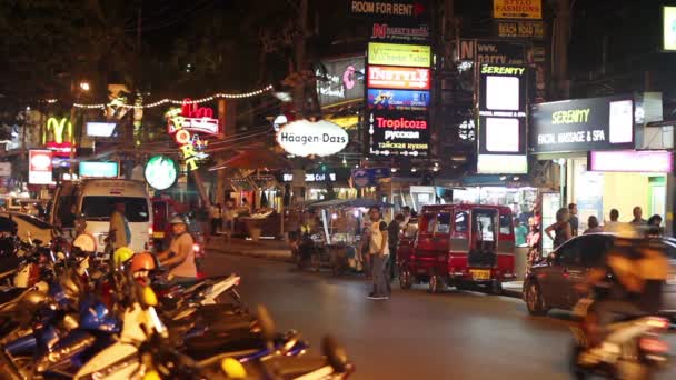 Shiny Phuket street in Thailand — Stock Video
