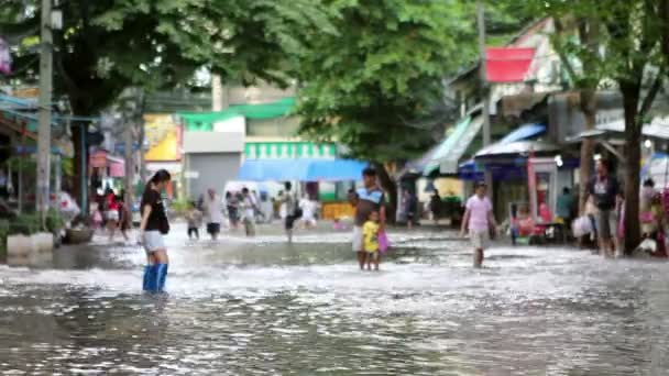 Calle bajo inundación — Vídeo de stock