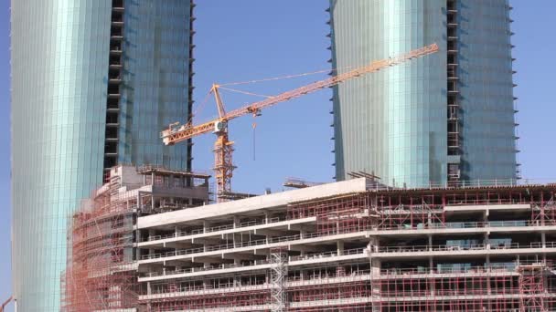 Строительство небоскреба — стоковое видео