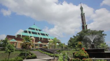 Mescid raya batam piramit Camii, batam Island, Endonezya