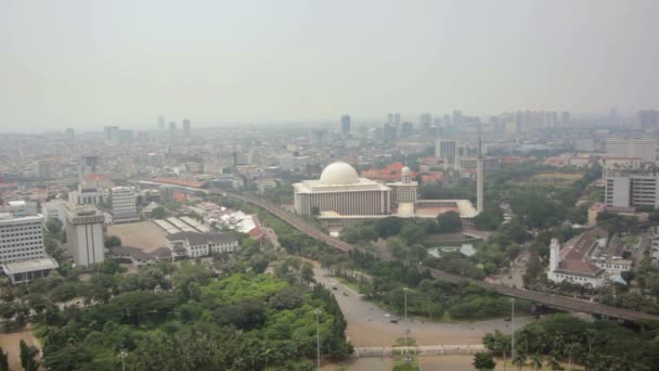 Mezquita istiqlal, Yakarta, indonesia . — Vídeos de Stock