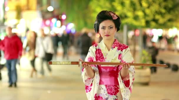 Japonés geisha samurai al aire libre — Vídeos de Stock