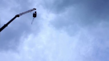 büyük inşaat vinç