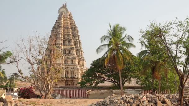 Alter hinduistischer Tempel — Stockvideo