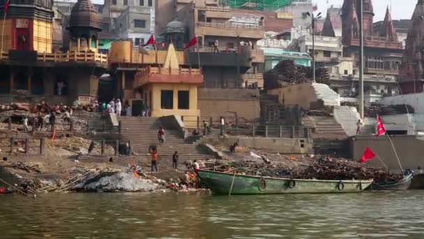 Escena cotidiana en Varanasi — Vídeo de stock