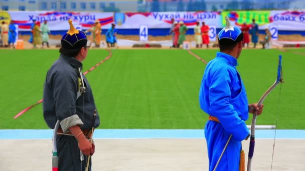 Naadam фестиваль стрільба з лука турніру — стокове відео