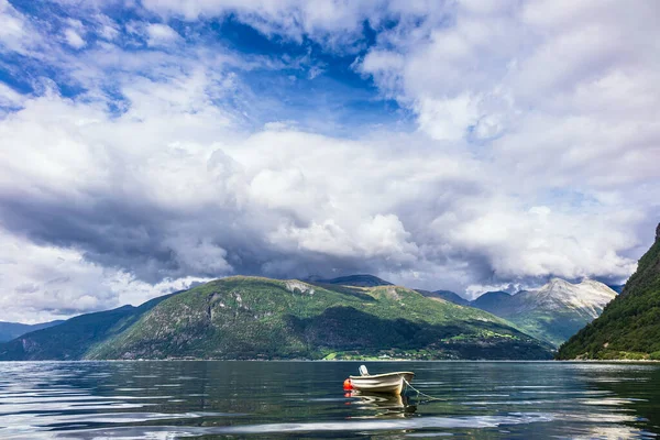 Landschap Met Boot Storfjord Noorwegen — Stockfoto