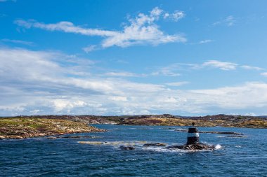 İsveç 'teki Orust adasındaki deniz feneri..