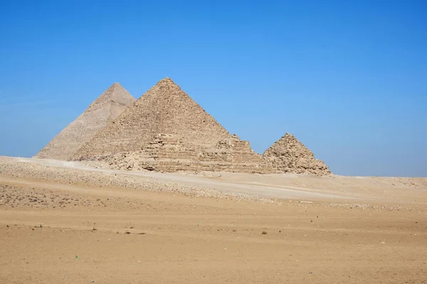 View Khafre Menkaure Pyramids Queens Desert Several Horse Camel Riders — Stock Photo, Image