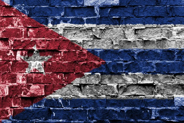 Flagge Kubas auf Ziegelmauer gemalt — Stockfoto