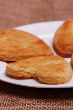 kalp şeklinde tanımlama grubu