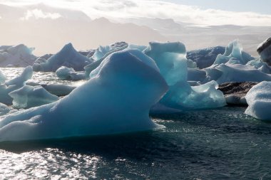 İzlanda buzulları küresel ısınmada eriyor