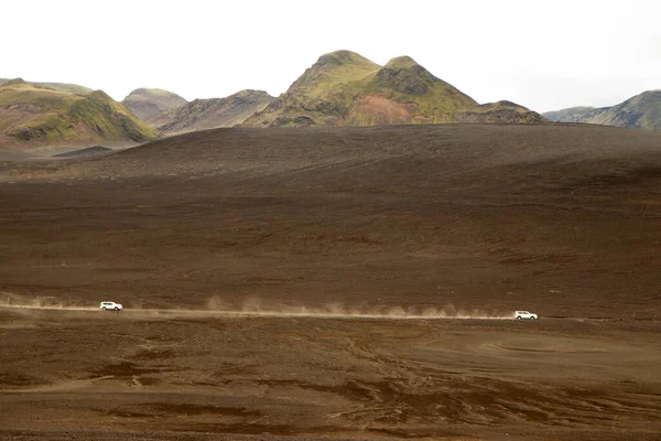 Road Cars Racing Iceland Wasteland — Stock Photo, Image