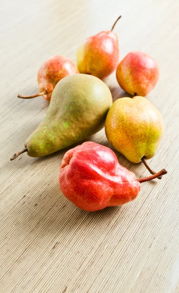Juicy ripe pears — Stock Photo, Image