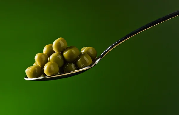 Green preserved peas — Stock Photo, Image