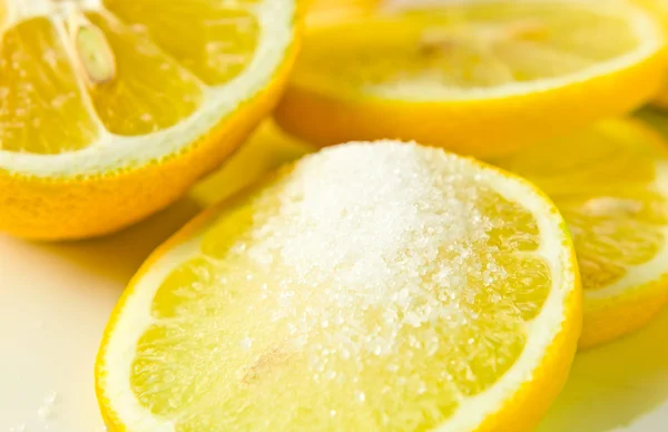 Limone fresco con zucchero — Foto Stock