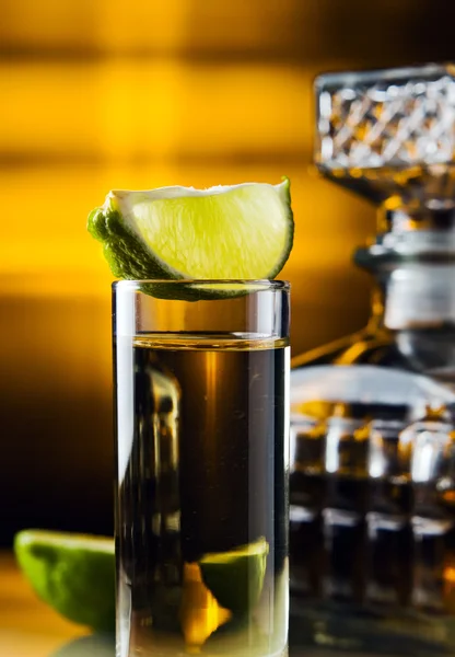 Gold tequila — Stock Photo, Image