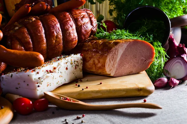 Geräuchertes Fleisch — Stockfoto