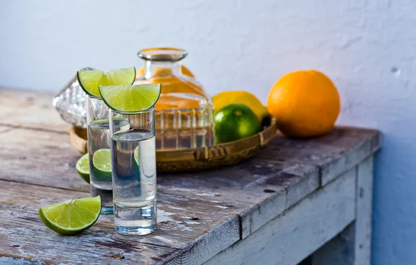 Tequila e citrinos — Fotografia de Stock