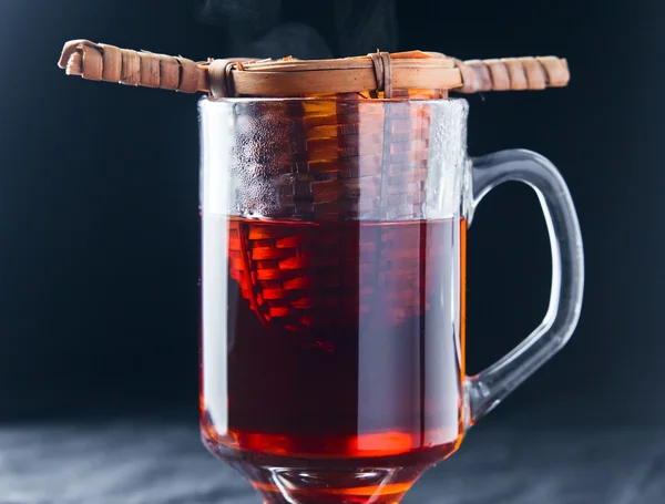 Hot black tea — Stock Photo, Image