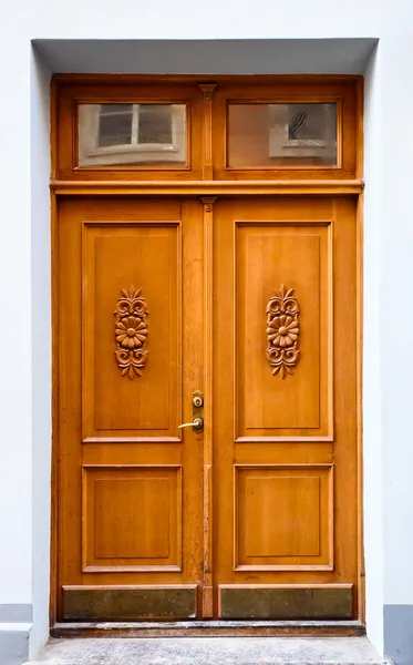 Porta de madeira — Fotografia de Stock