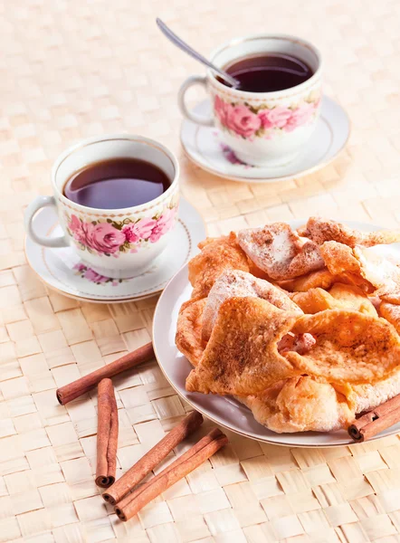 Deep fried pastry with cinnamon — Stock Photo, Image