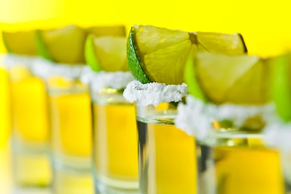 Tequila, lima y sal —  Fotos de Stock