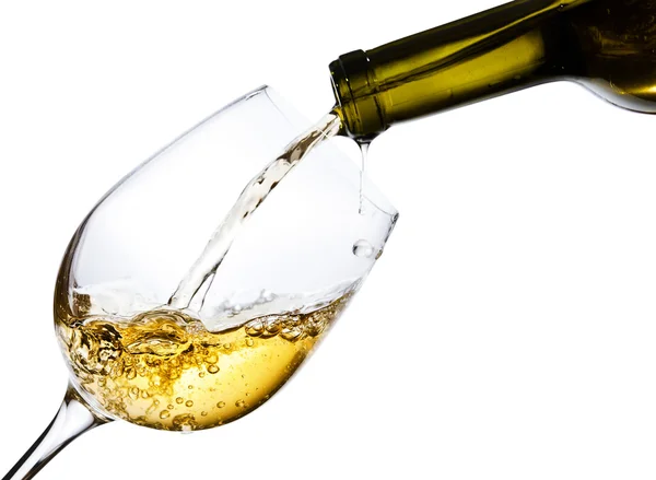 Witte wijn geïsoleerd op witte achtergrond — Stockfoto