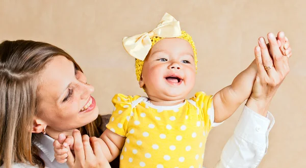 Mum with the baby — Stock Photo, Image