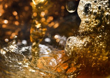 bir alkollü içecek detay 