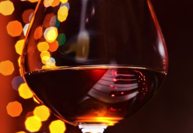 bir yudum konyak ile 