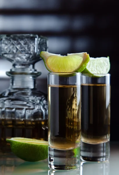 Gold tequila — Stock Photo, Image