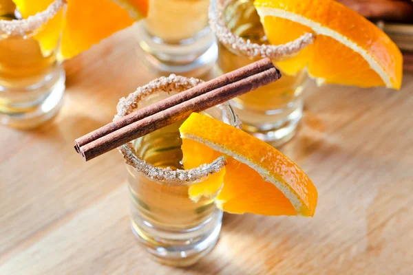 Tequila à l'orange et cannelle — Photo
