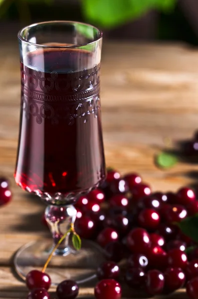 Cherry brandy — Stock Photo, Image