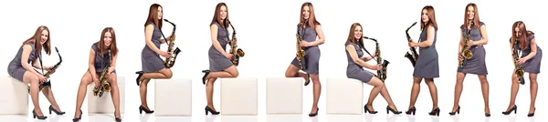 Vrouw met saxofoon geïsoleerd op wit — Stockfoto