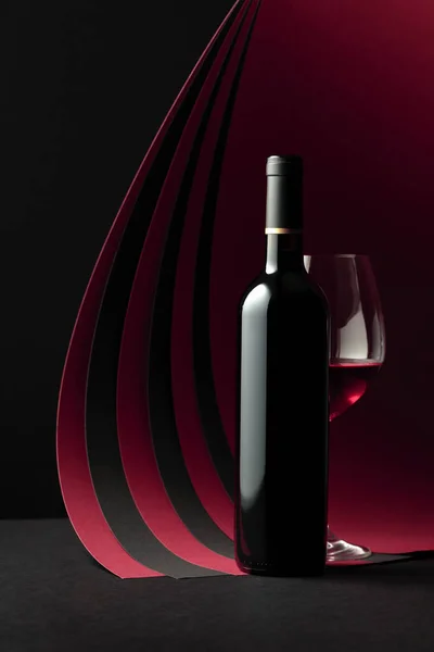Botella Copa Vino Tinto Copia Espacio Para Texto —  Fotos de Stock