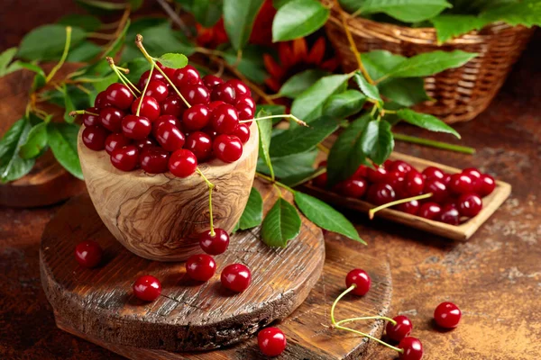 Ripe Red Cherries Wooden Dish Brown Table — Stock Photo, Image