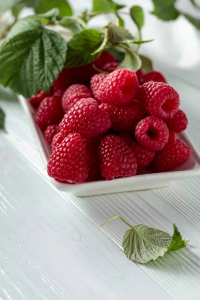 Fresh Juicy Raspberries Leaves White Wooden Table — Stock Photo, Image