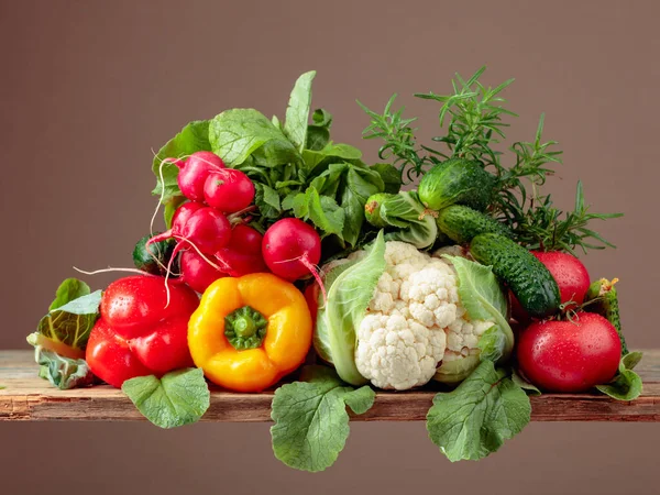 Various Fresh Raw Vegetables Frontal View Copy Space Cauliflower Tomato — Stock Photo, Image